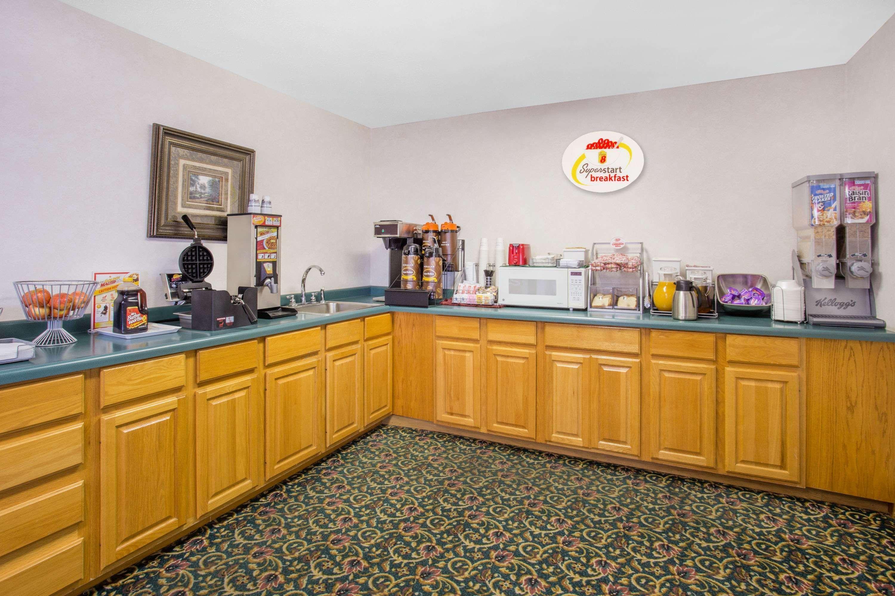 Burgundy Inn & Suites By Oyo El Paso Zewnętrze zdjęcie