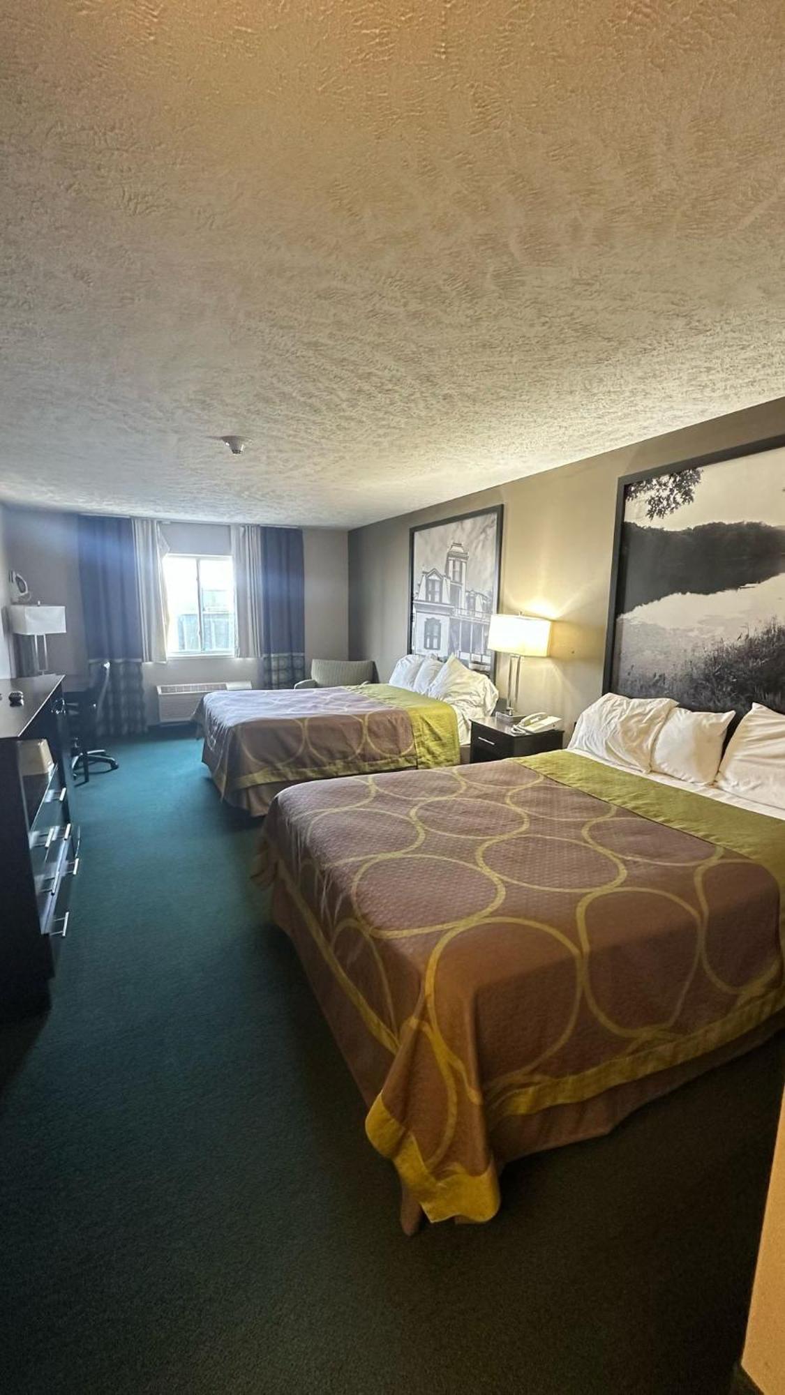 Burgundy Inn & Suites By Oyo El Paso Zewnętrze zdjęcie