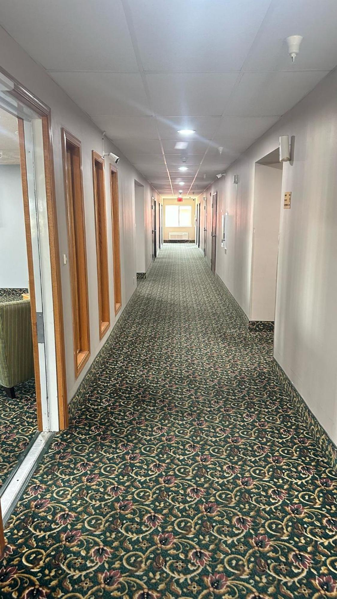 Burgundy Inn & Suites By Oyo El Paso Zewnętrze zdjęcie